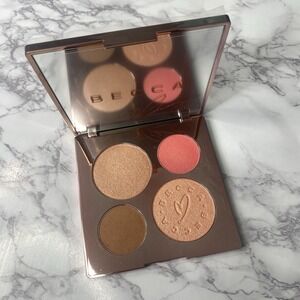 BECCA X CHRISSY TEIGEN Glow Face Palette